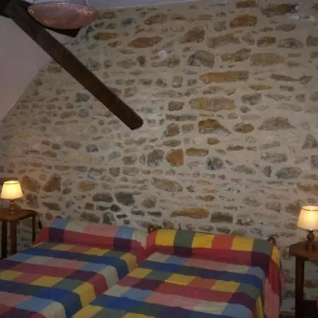 Avec Cheminee, Jardin Prive Et 3 Dans Un Ancien Corps De Ferme - Fr-1-410-128 Nyaraló